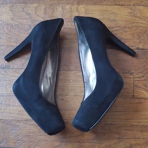 Calvin Klein Suede Pump